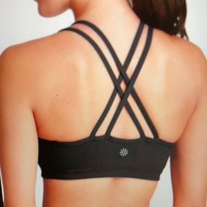 Athleta Full focus strappy back sport bra